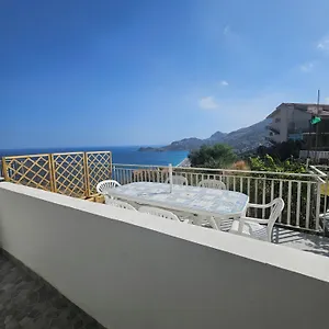 Appartamento Casa Vacanze Donna Yuliya, Letojanni